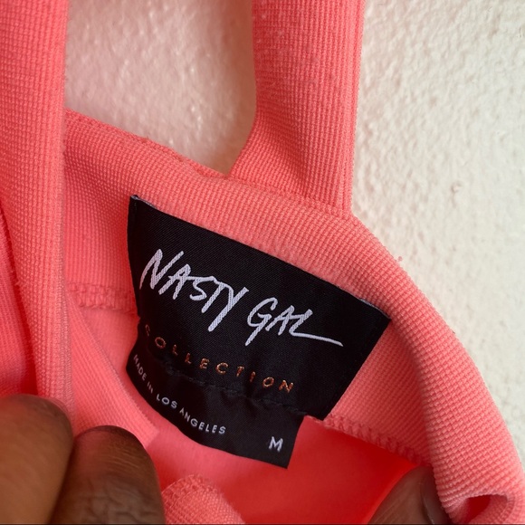 New Without Tags Nasty Gal Commotion Cage Dress in Salmon Medium - Picture 8 of 8